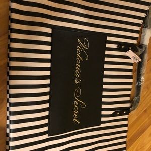 Victoria Secret weekend bag